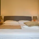Joivy Fulcorina Apartment *