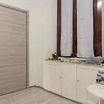 Art Design - Center