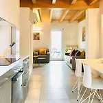 Stepandgo Navigli شقة ميلان