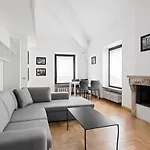 Appartement Hostmate - - Vicolo Fiori - Brera Milaan