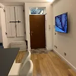Apartment Unique In Center *