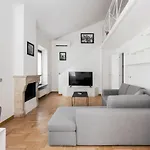 Appartement Hostmate - - Vicolo Fiori - Brera Milaan