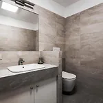 Hostmate - - Vicolo Fiori - Brera Appartement *
