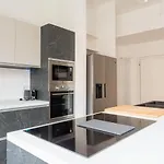 The Rent - Gorgeous Two-bedroom Close To Cinque Giornate Square Milano