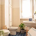 شقة The Rent - Beautiful Three-bedrooms Near Metro Lodi ميلان