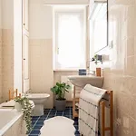 The Rent - Beautiful Three-bedrooms Near Metro Lodi شقة *