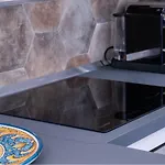 Unique In Center Apartment