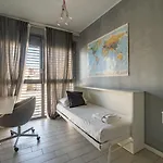 Apartman The Rent - Spacious Four-bedroom Close To Forlanini Distrct Milánó