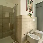 The Rent - Spacious Four-bedroom Close To Forlanini Distrct Apartman