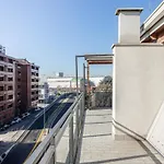 Alfa Bicocca 아파트 밀라노