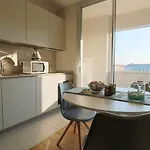 Isola Hotel apartamentowy 4*