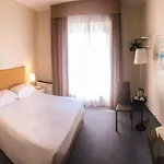 Blaise & Francis 4* ميلان