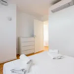 شقة Guesthost - Modern With Terrace, Wifi & Ac ميلان