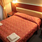 Otel Mm Dateo 2*