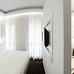 Cusani Hotel 4*