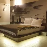 Seven Милан