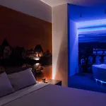Отель Seven 2*
