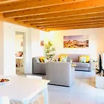 Stepandgo Navigli شقة