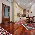 Luxury House - Foppa61 Apartamento *