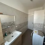 Paul House Hotel *