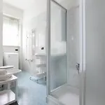 Guesthost - San Siro Stadium Garden Flat