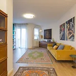 Апартаменты Luxury Near Navigli - Anemoni 5 Милан
