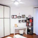 Apartment Sweet House Corso Genova Milan