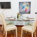 Apartment Sweet House Corso Genova