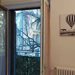 Lucky Flat, Un Momento Di Relax.