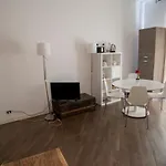 Renovated Flat Near Duomo - Lamarmora Appartement Milaan
