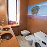 Renovated Flat Near Duomo - Lamarmora * Milaan