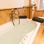 Klimt - Luxury Design شقة ميلان