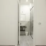 Just Urban - Stylish 1br In Center - Balcony And Metro M2 M4 * ミラノ