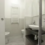アパート Just Urban - Stylish 1br In Center - Balcony And Metro M2 M4 ミラノ
