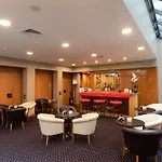Life Poliziano, By R Collection 4* Milan