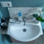 Singola Con Ac, Tv, Wi-fi E Cucina *