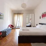 Easytopstay - Moscova Cosy *
