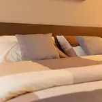 Lejlighed Modern&bright 2 Bedroom Flat 50m From M4 Stop Milano