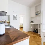 Cozy Milánó