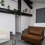 Hosting Dreams Attics - Duomo Apartment *