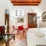Apartamento Vintage A Teatro Scala *