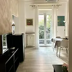 Lovely 2 With Small Garden شقة ميلان