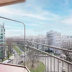 Relstay - Tortona Milán