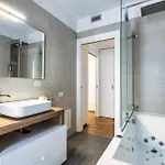 Διαμέρισμα 5 Min Walk From Subway Elegant & Modern *