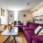 5 Min Walk From Subway Elegant & Modern Μιλάνο