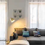 Bocconi's Nest - Close To Duomo With Terrace