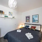 Bocconi's Nest - Close To Duomo With Terrace Lejlighed Milano