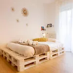 Guesthost - Alices House Modern 아파트 *