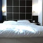Hotel Vitruvio Milan