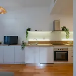 I Host - Gressoney 1 Апартаменты *